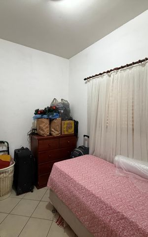 Casa de condomínio à venda com 360m², 3 quartos e 4 vagasQuarto de Serviço
