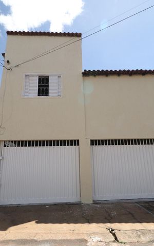 Casa para alugar com 280m², 4 quartos e 2 vagasFachada