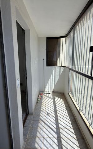 Apartamento à venda com 69m², 3 quartos e sem vaga Apartamento à venda com 69m², 3 quartos e sem vagaVaranda
