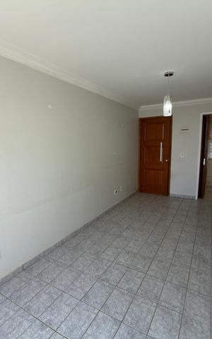 Apartamento à venda com 69m², 3 quartos e sem vaga Apartamento à venda com 69m², 3 quartos e sem vagaSala