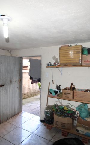 Casa à venda com 150m², 2 quartos e 2 vagasDespensa