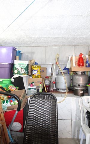 Casa à venda com 150m², 2 quartos e 2 vagasPorão