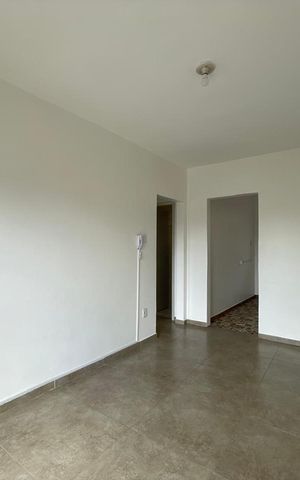 Apartamento para alugar com 83m², 2 quartos e sem vaga