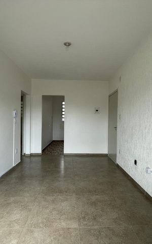 Apartamento para alugar com 83m², 2 quartos e sem vaga