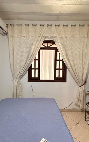 Casa à venda com 240m², 2 quartos e 1 vaga