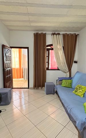 Casa à venda com 240m², 2 quartos e 1 vaga