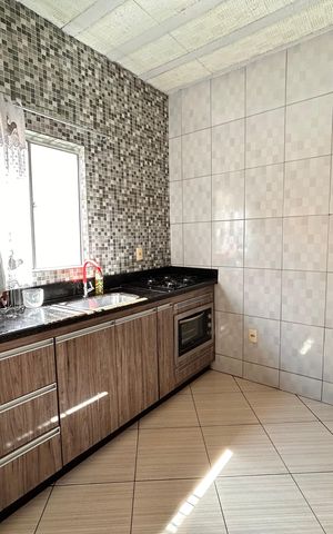 Casa à venda com 240m², 2 quartos e 1 vaga