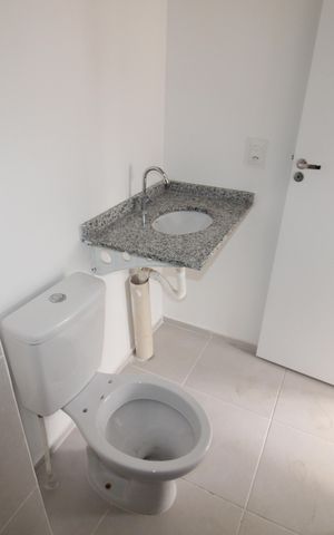 Apartamento à venda com 38m², 2 quartos e sem vagaBanheiro