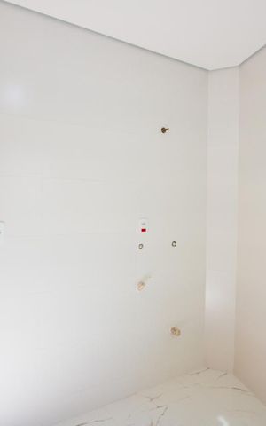 Casa à venda com 185m², 3 quartos e 4 vagas Casa à venda com 185m², 3 quartos e 4 vagasÁrea de serviço
