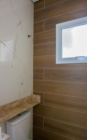Casa à venda com 185m², 3 quartos e 4 vagas Casa à venda com 185m², 3 quartos e 4 vagasLavabo