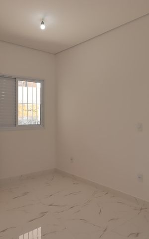 Casa à venda com 140m², 2 quartos e 3 vagasQuarto de Serviço