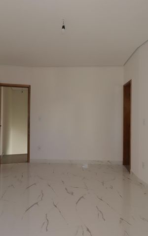 Casa à venda com 140m², 2 quartos e 3 vagasSuíte 2