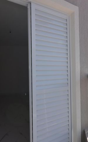 Casa à venda com 140m², 2 quartos e 3 vagasSacada da Suíte 2