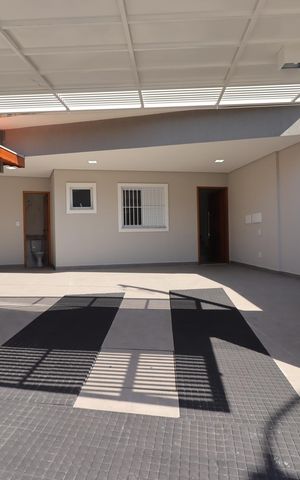 Casa à venda com 140m², 2 quartos e 3 vagasGaragem