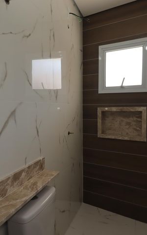 Casa à venda com 140m², 2 quartos e 3 vagasBanheiro de Serviço
