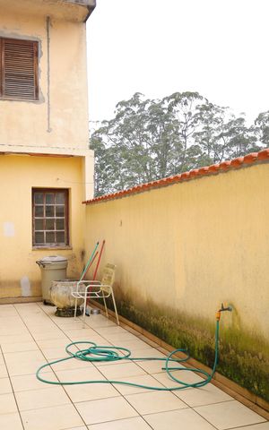 Casa à venda com 338m², 4 quartos e 4 vagasQuintal 2