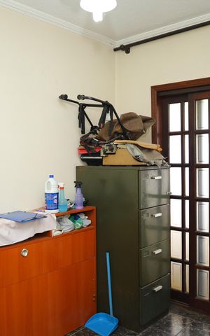 Casa à venda com 338m², 4 quartos e 4 vagasQuarto 4 - Suíte