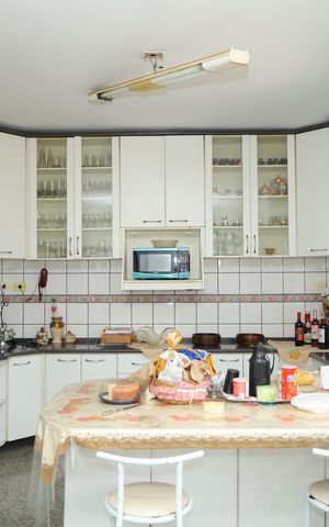 Casa à venda com 338m², 4 quartos e 4 vagasCozinha