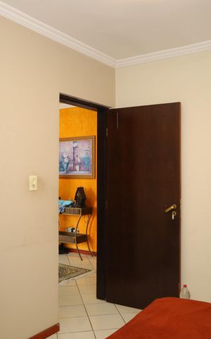 Casa à venda com 338m², 4 quartos e 4 vagasQuarto 1