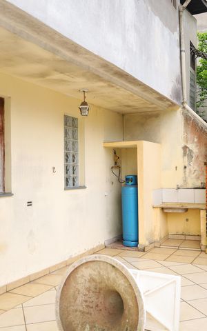 Casa à venda com 338m², 4 quartos e 4 vagasQuintal com churrasqueira