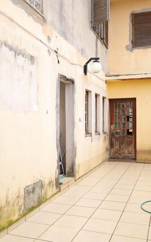 Casa à venda com 338m², 4 quartos e 4 vagasQuintal 2