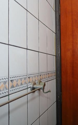 Casa à venda com 338m², 4 quartos e 4 vagasBanheiro 5
