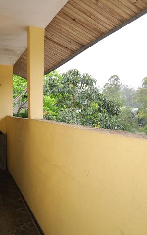 Casa à venda com 338m², 4 quartos e 4 vagasQuarto 4 - Suíte - Varanda