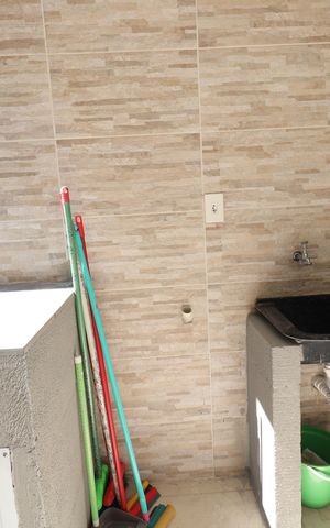 Casa à venda com 150m², 4 quartos e 2 vagasÁrea de Serviço