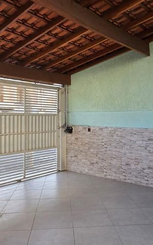 Casa à venda com 141m², 3 quartos e 2 vagas Casa à venda com 141m², 3 quartos e 2 vagasGaragem