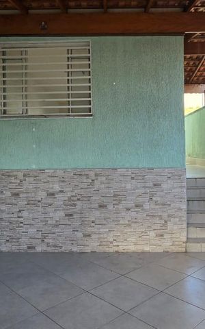 Casa à venda com 141m², 3 quartos e 2 vagas Casa à venda com 141m², 3 quartos e 2 vagasGaragem
