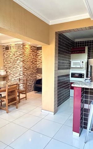 Casa à venda com 238m², 3 quartos e 3 vagas Casa à venda com 238m², 3 quartos e 3 vagasChurrasqueira