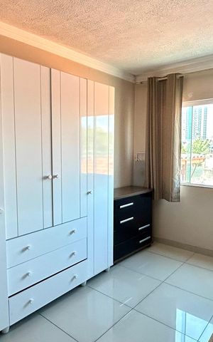 Casa à venda com 238m², 3 quartos e 3 vagas Casa à venda com 238m², 3 quartos e 3 vagasQuarto 3