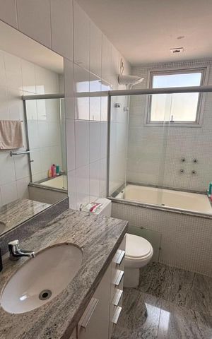 Apartamento à venda com 294m², 4 quartos e 3 vagas