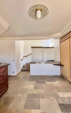Apartamento à venda com 360m², 4 quartos e 3 vagas Apartamento à venda com 360m², 4 quartos e 3 vagasSala cobertura