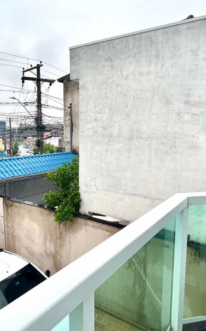 Casa à venda com 200m², 2 quartos e 4 vagas Casa à venda com 200m², 2 quartos e 4 vagasSacada da Suíte 1