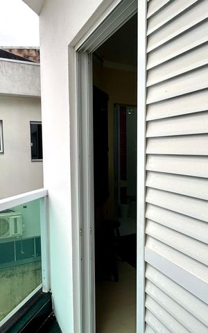 Casa à venda com 200m², 2 quartos e 4 vagas Casa à venda com 200m², 2 quartos e 4 vagasSacada da Suíte 1