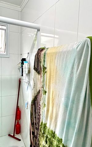 Casa à venda com 200m², 2 quartos e 4 vagas Casa à venda com 200m², 2 quartos e 4 vagasBanheiro da Suíte 1