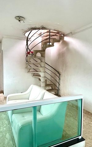 Casa à venda com 200m², 2 quartos e 4 vagas Casa à venda com 200m², 2 quartos e 4 vagasSala 2
