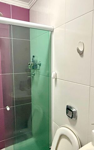 Casa à venda com 200m², 2 quartos e 4 vagas Casa à venda com 200m², 2 quartos e 4 vagasBanheiro da Suíte 2