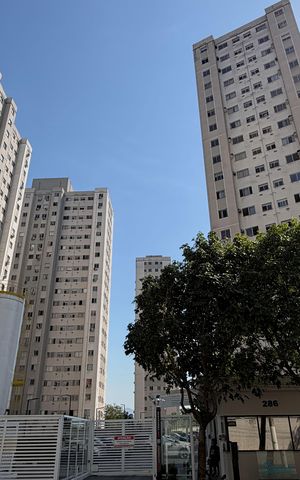 Apartamento para alugar com 49m², 2 quartos e 1 vaga Apartamento para alugar com 49m², 2 quartos e 1 vagaFachada