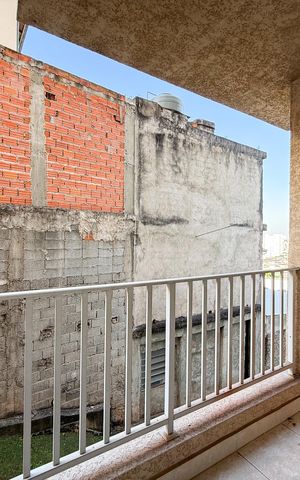 Apartamento para alugar com 54m², 2 quartos e 1 vaga Apartamento para alugar com 54m², 2 quartos e 1 vagaVaranda