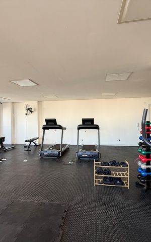 Apartamento para alugar com 54m², 2 quartos e 1 vaga Apartamento para alugar com 54m², 2 quartos e 1 vagaAcademia