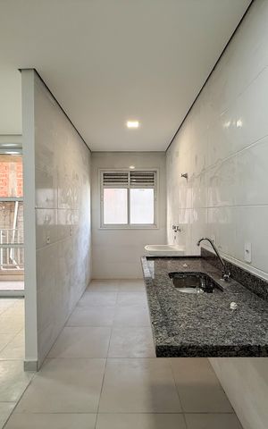 Apartamento para alugar com 54m², 2 quartos e 1 vaga Apartamento para alugar com 54m², 2 quartos e 1 vagaSala/Cozinha e Área de Serviço