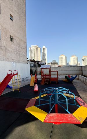 Apartamento para alugar com 54m², 2 quartos e 1 vaga Apartamento para alugar com 54m², 2 quartos e 1 vagaPlayground