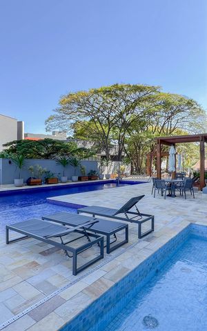 Apartamento à venda com 43m², 2 quartos e 1 vaga Apartamento à venda com 43m², 2 quartos e 1 vagaÁrea comum - Piscina