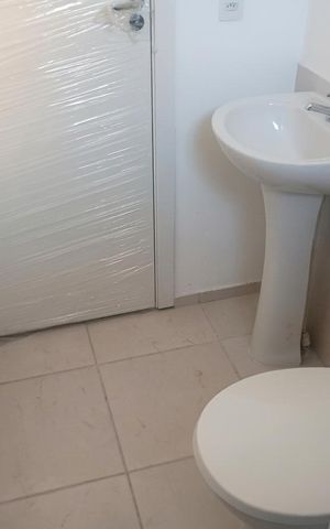Apartamento para alugar com 45m², 2 quartos e 1 vaga Apartamento para alugar com 45m², 2 quartos e 1 vagaBanheiro