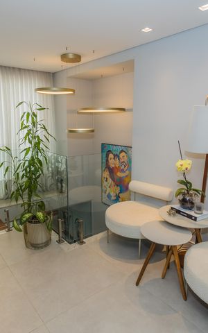 Apartamento para alugar com 188m², 4 quartos e 2 vagas Apartamento para alugar com 188m², 4 quartos e 2 vagasSala