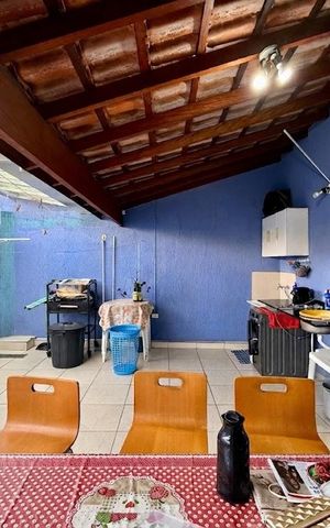 Casa à venda com 112m², 2 quartos e 2 vagasQuintal