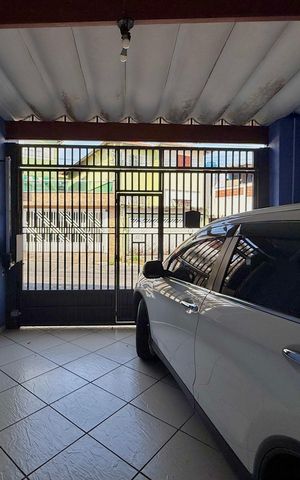 Casa à venda com 112m², 2 quartos e 2 vagasGaragem