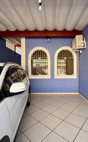 Casa à venda com 112m², 2 quartos e 2 vagasGaragem
